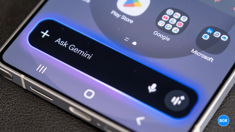 The Samsung Galaxy S25 Ultra screen displaying the Gemini AI interface.