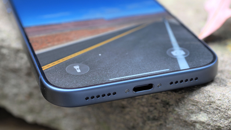 Macro view of the USB-C charging port at the bottom of the iPhone 17 Pro.