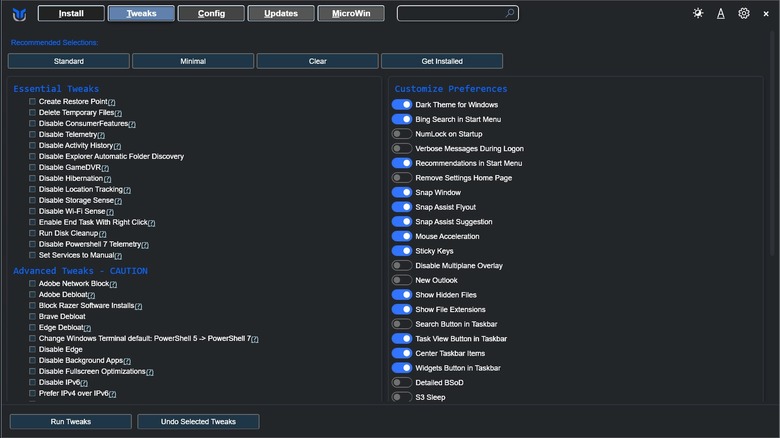 The Tweaks tab of the Chris Titus Tech Windows Utility showing various system optimization checkboxes.