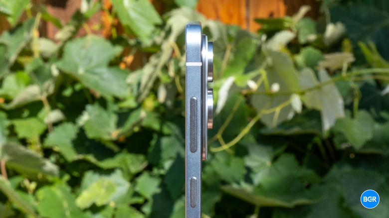 Side profile view of the Samsung Galaxy S25 Edge showing its titanium frame.