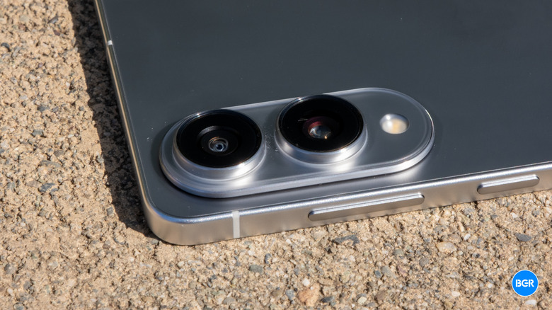 Macro view of the dual-lens camera system on the back of the Samsung Galaxy S25 Edge.