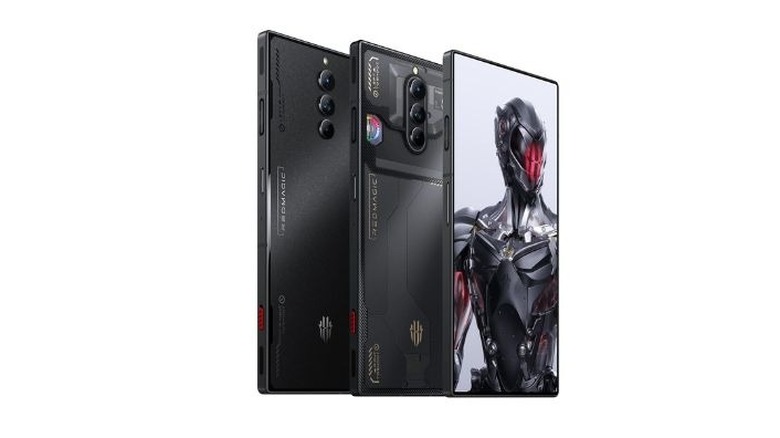 RedMagic 8 Pro in Matte Black, showcasing the cooling-oriented design required for GaN circuitry and thermal management.
