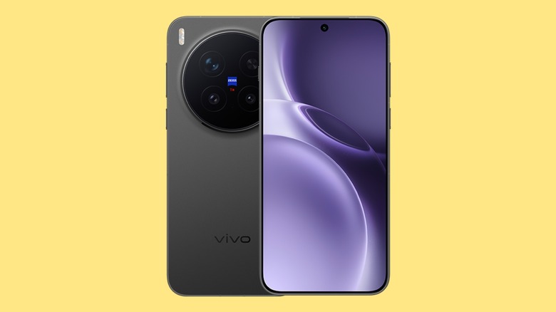 Vivo X300 Pro in Elite Black featuring a prominent circular camera module.